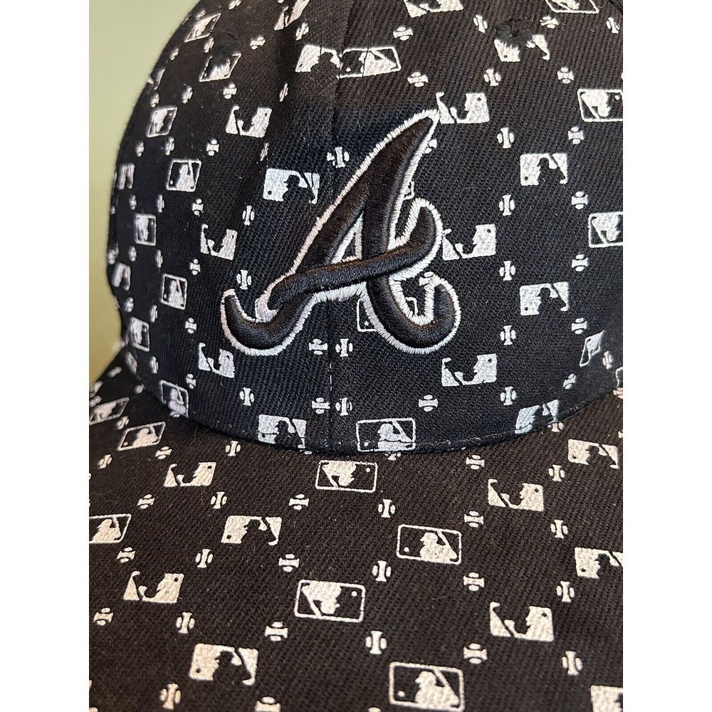 Atlanta Braves Baseball Hat‎ Black And White  MLB Fitted 7.25